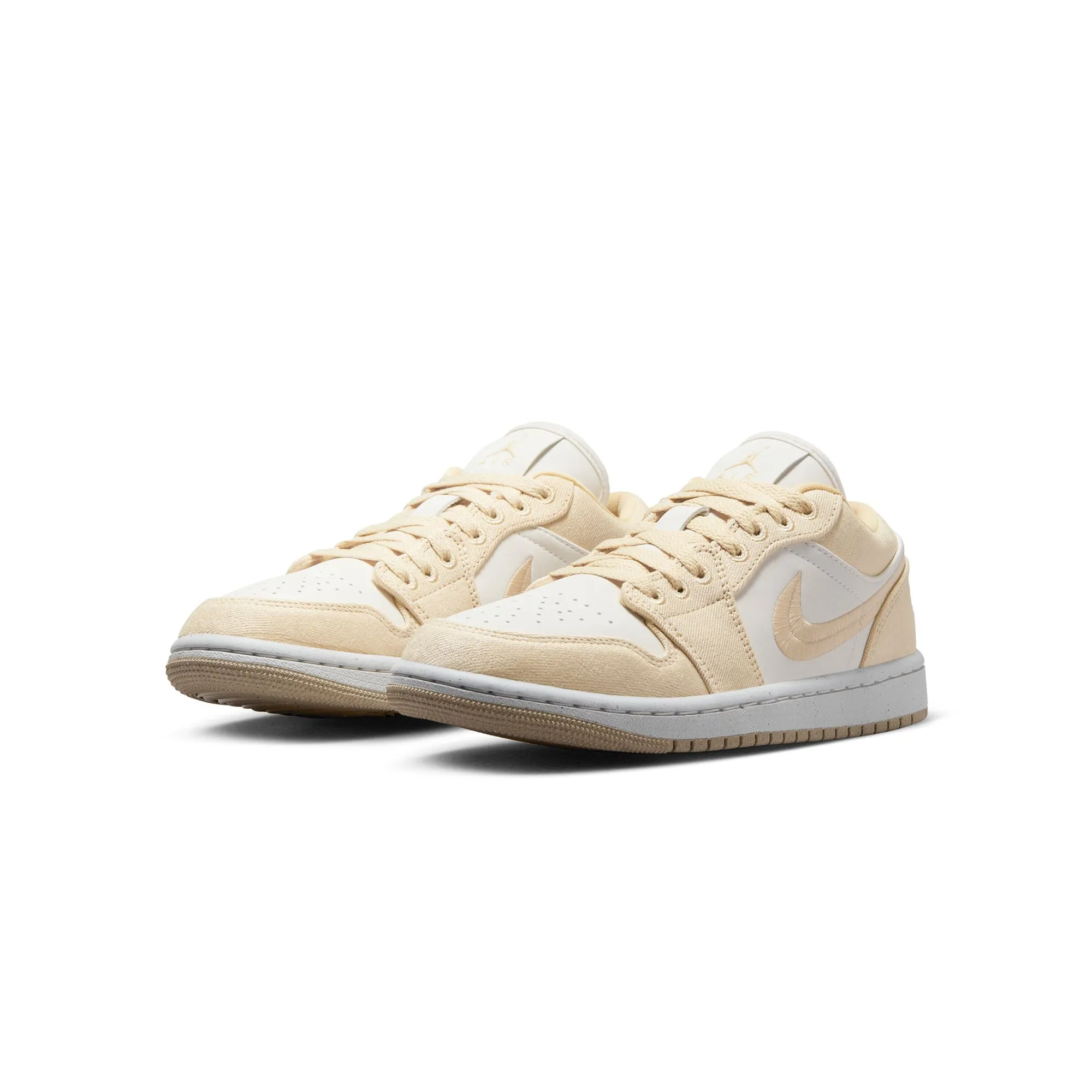 Air Jordan 1 Womens Low SE Shoes 'Team Gold'