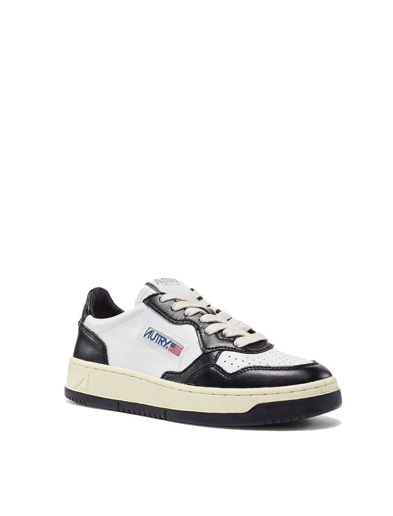 Autry Womens Medalist Low Trainer Leather / Leather - White / Black