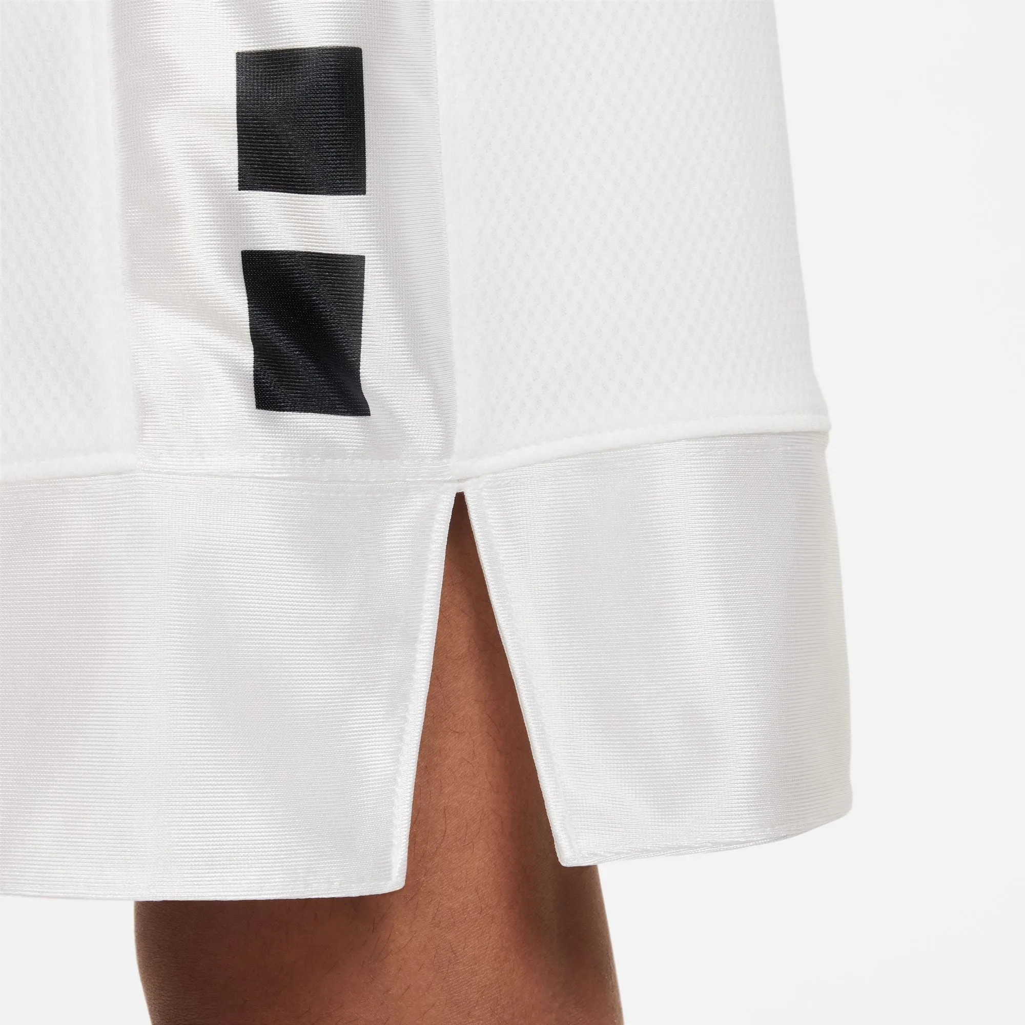 Boys' Nike Elite 23 Stripe Basketball Shorts